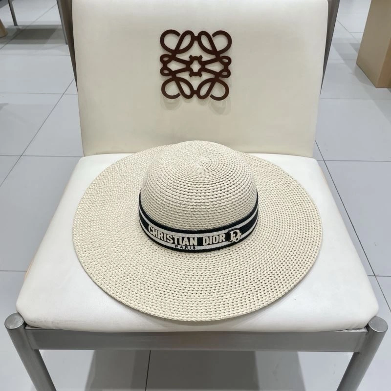 Christian Dior Caps Youthful 262203