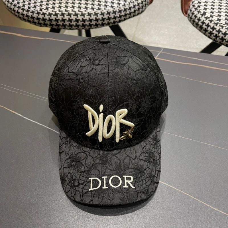 Christian Dior Caps Youthful 262228