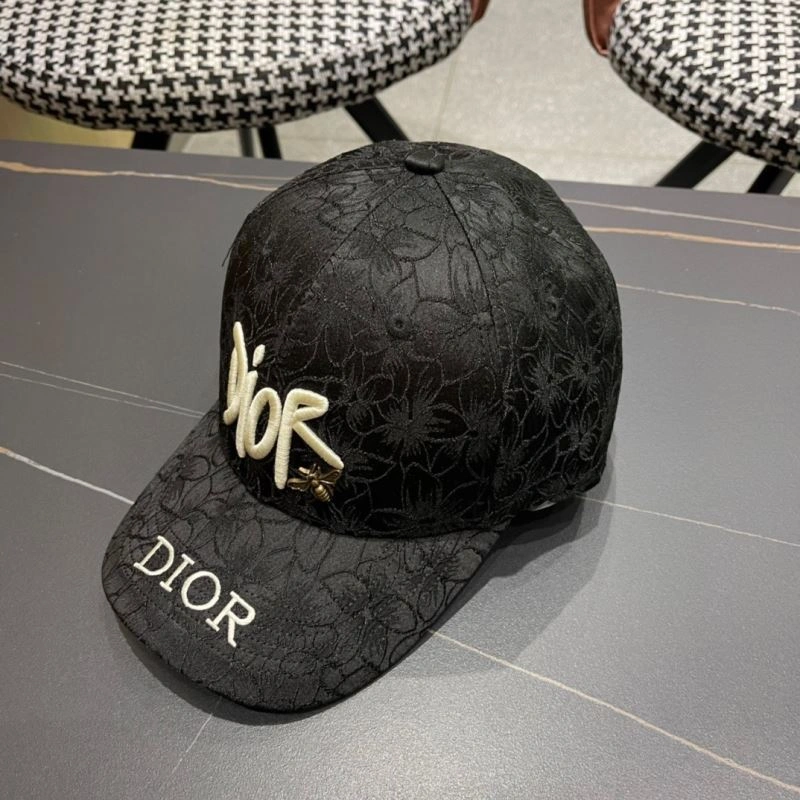 Christian Dior Caps Youthful 262228