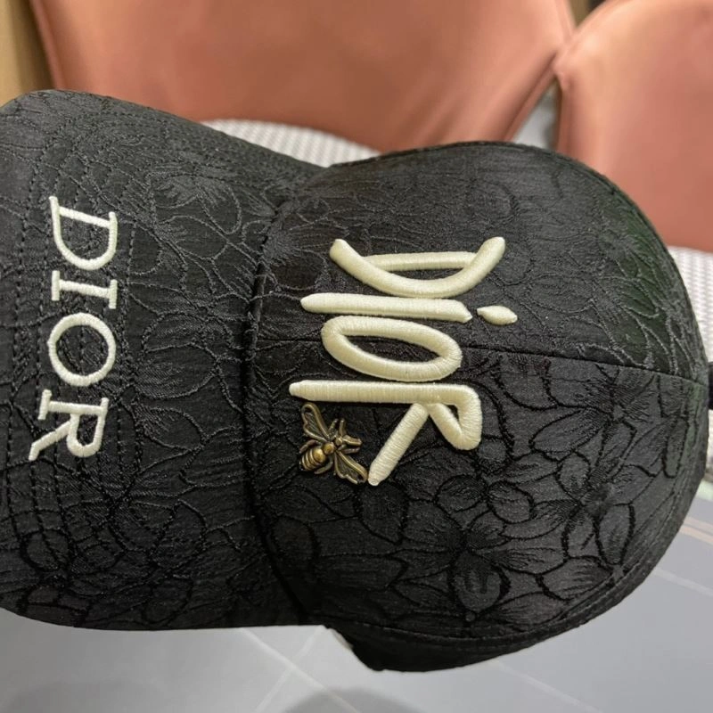 Christian Dior Caps Youthful 262228