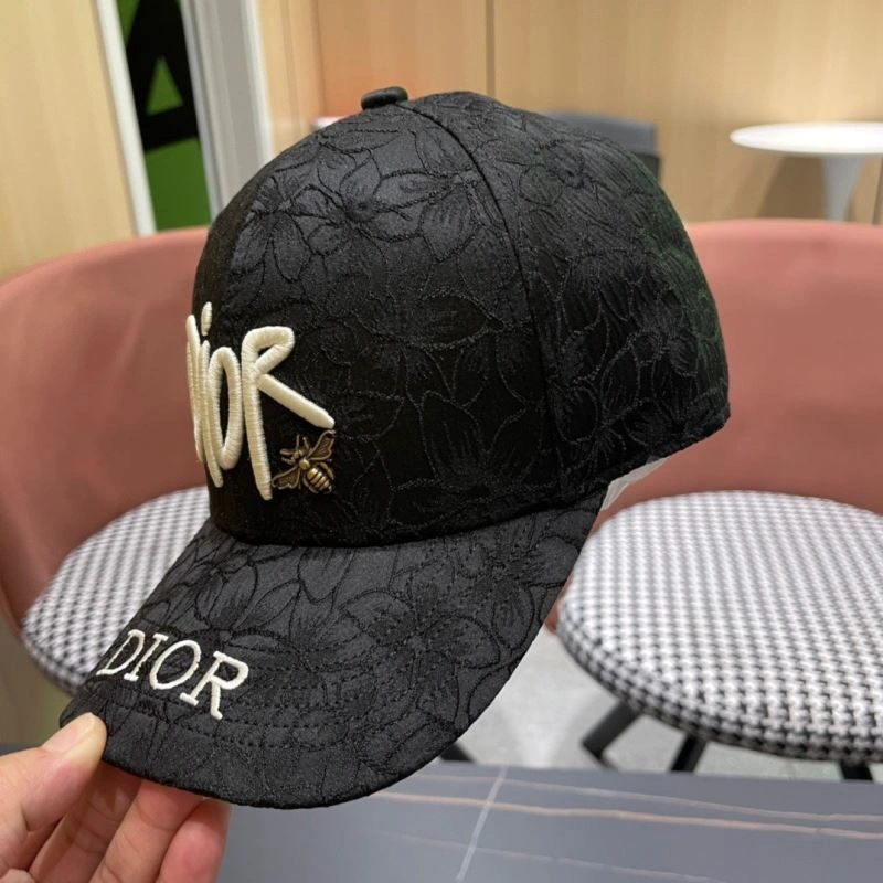 Christian Dior Caps Youthful 262228