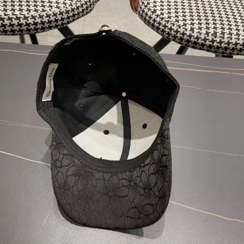 Christian Dior Caps Youthful 262228