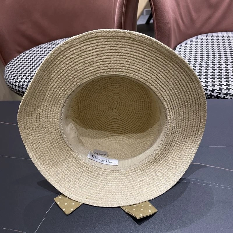 Christian Dior Caps Chic 262220