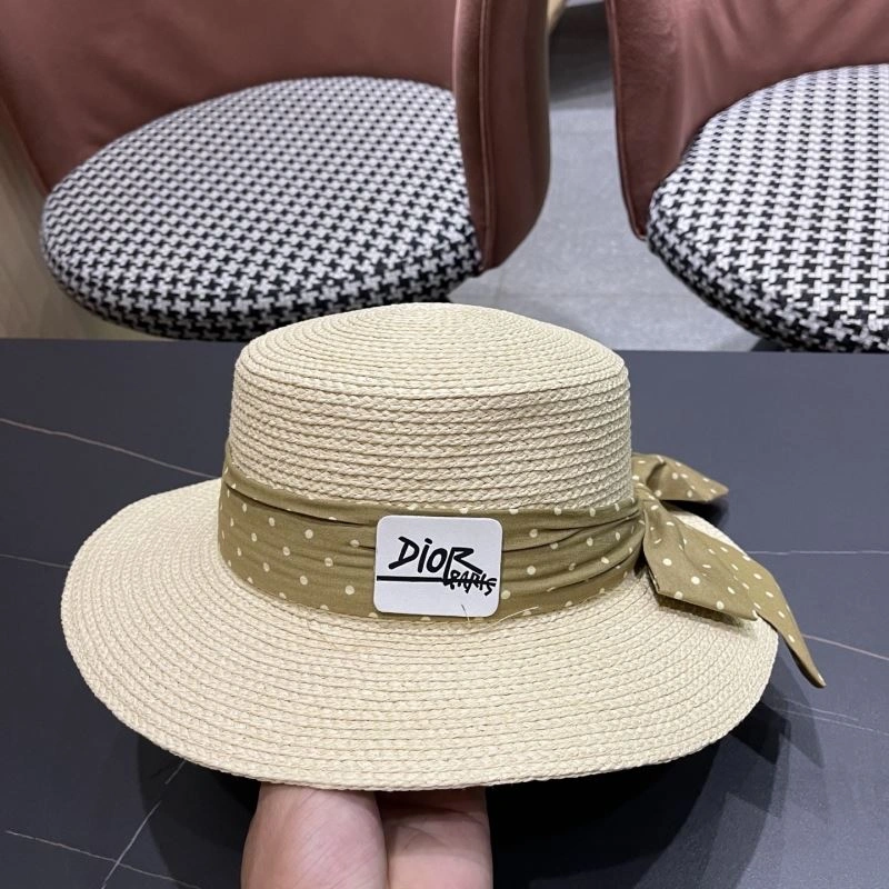 Christian Dior Caps Chic 262220