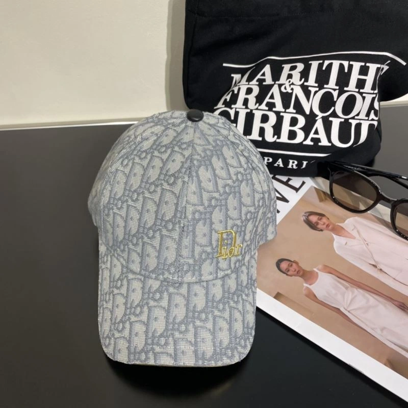 Christian Dior Caps Reliable 262221