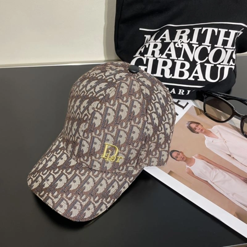 Effortless Christian Dior Caps 262217