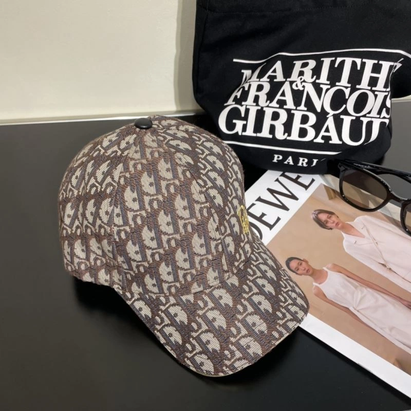 Effortless Christian Dior Caps 262217