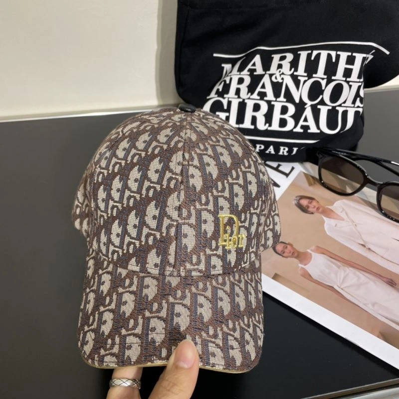 Effortless Christian Dior Caps 262217