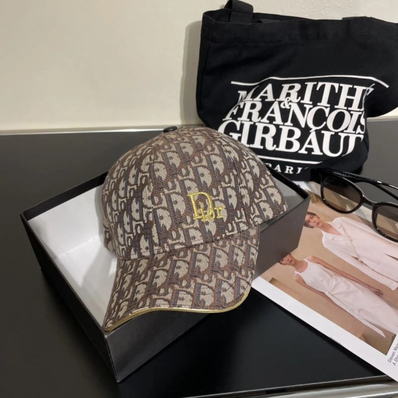 Effortless Christian Dior Caps 262217