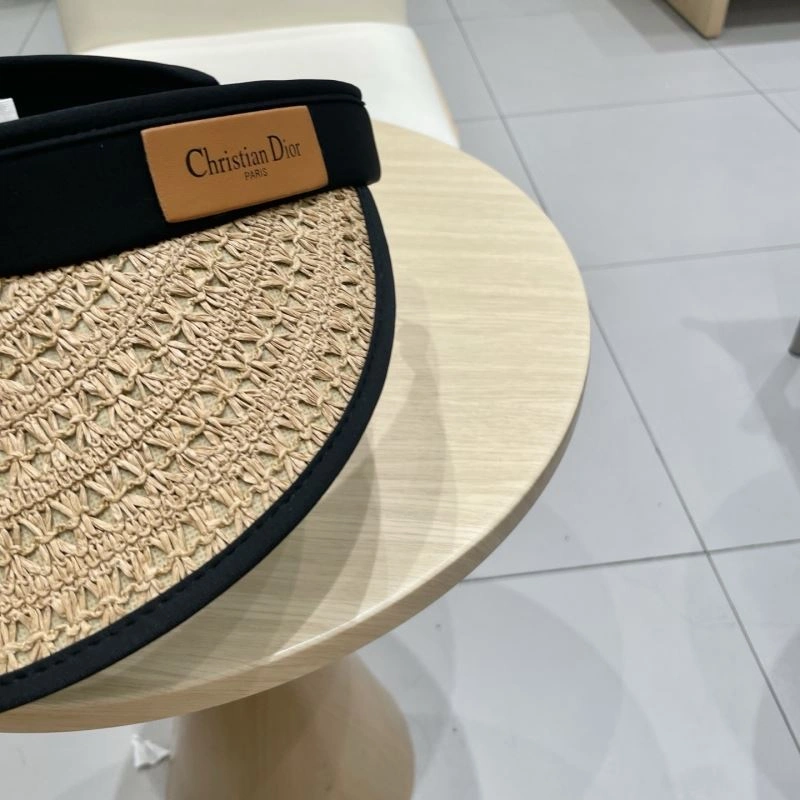 Sustainable Christian Dior Caps 262202