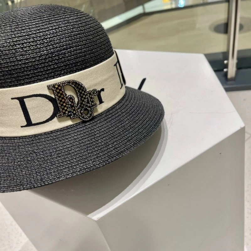 Sleek Christian Dior Caps 262201