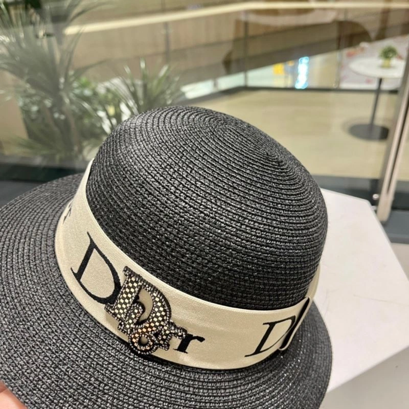 Sleek Christian Dior Caps 262201