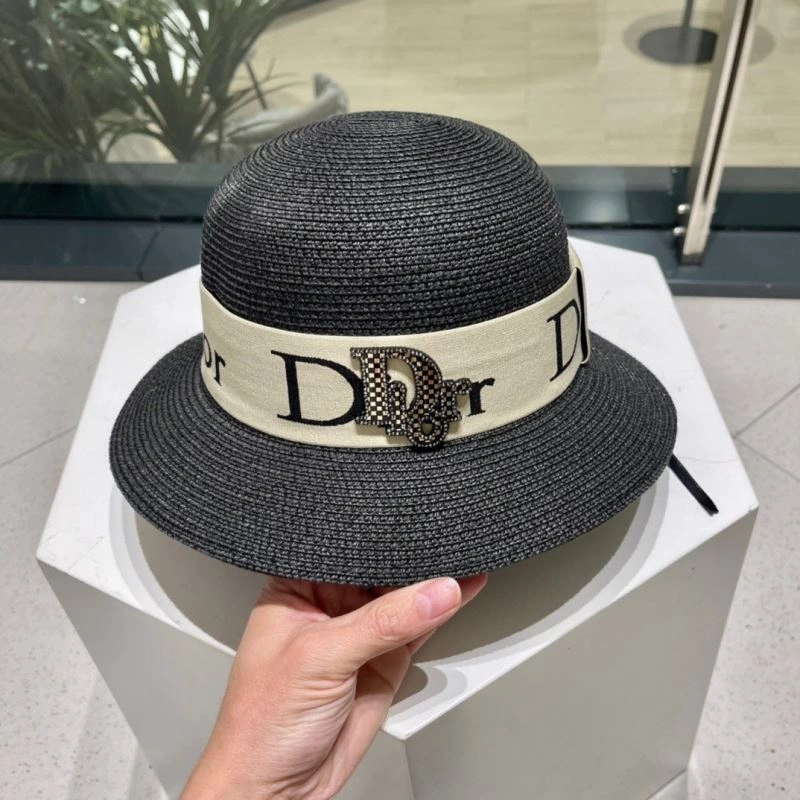 Sleek Christian Dior Caps 262201