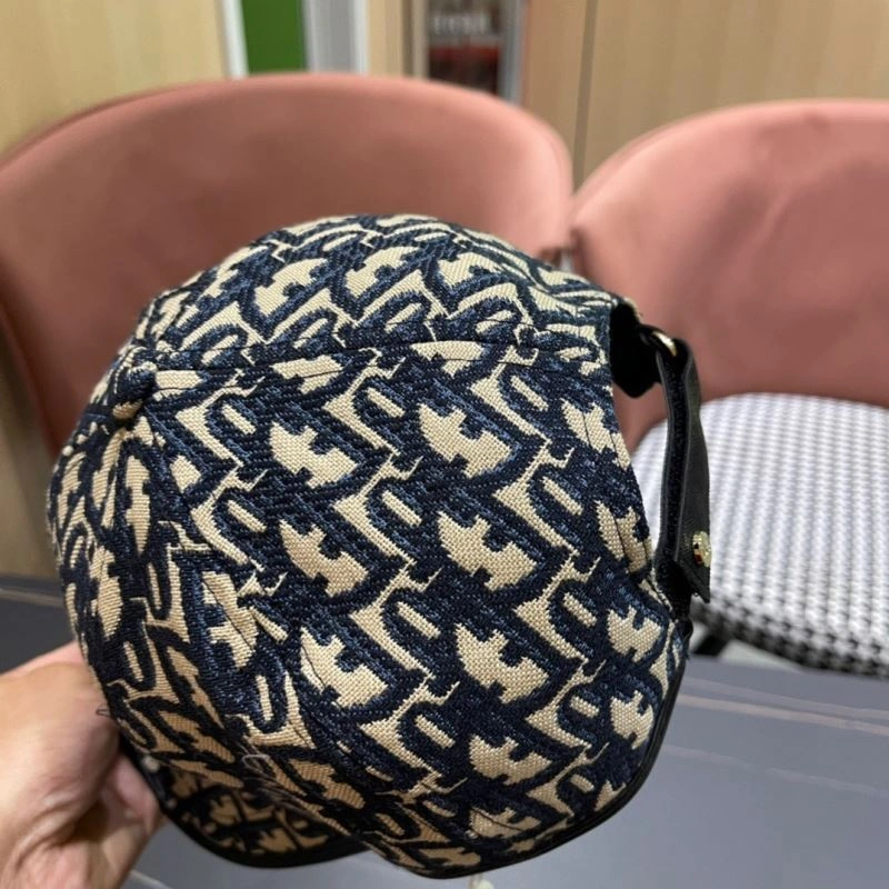 Unique Christian Dior Caps 262194