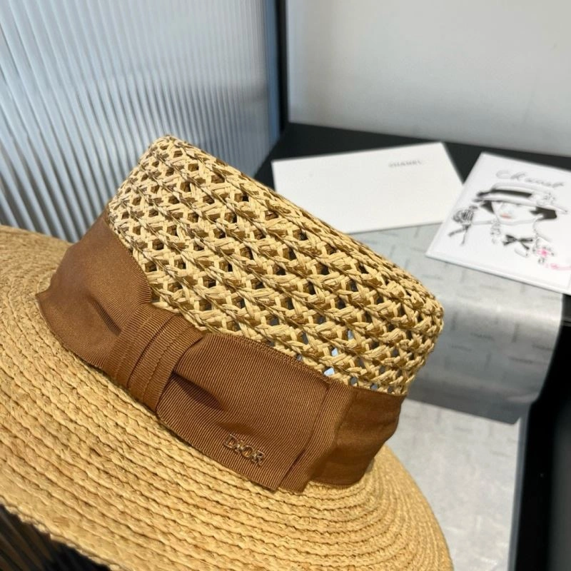 Christian Dior Caps Practical 262174
