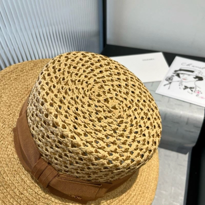 Christian Dior Caps Practical 262174
