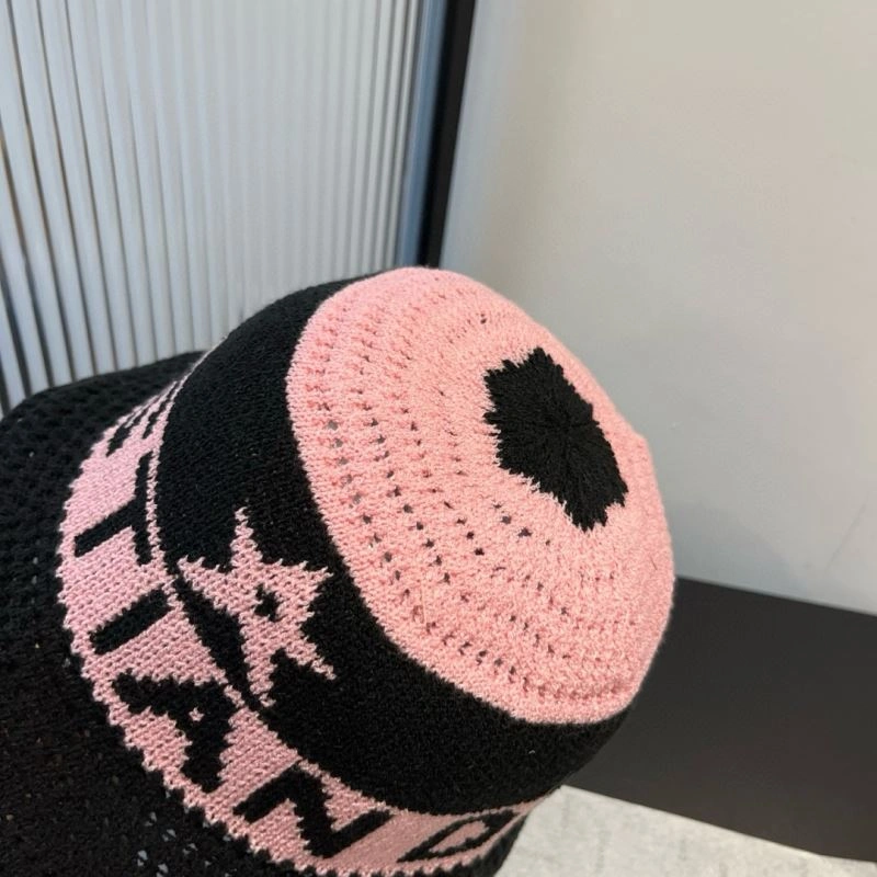 Sustainable Christian Dior Caps 262162