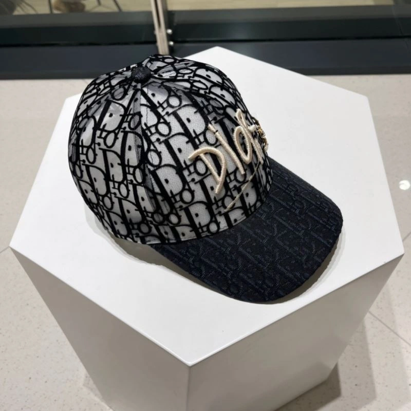 Christian Dior Caps Colorful 262172