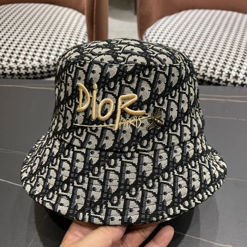 Christian Dior Caps Stylish 262152
