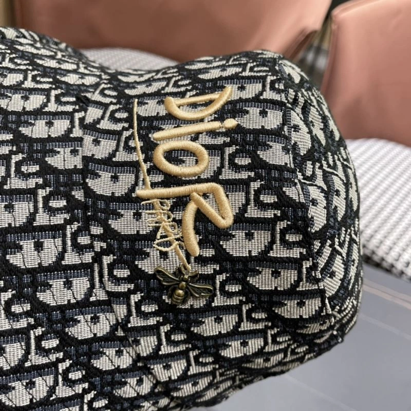 Christian Dior Caps Stylish 262152