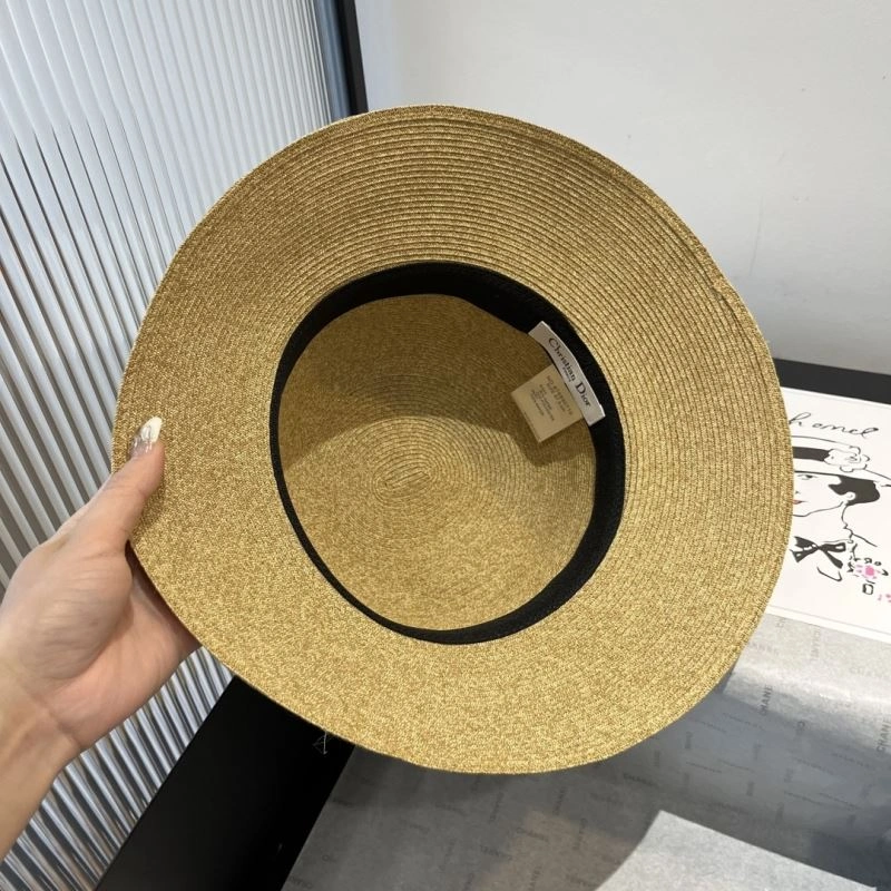 Christian Dior Caps EyeCatching 262148