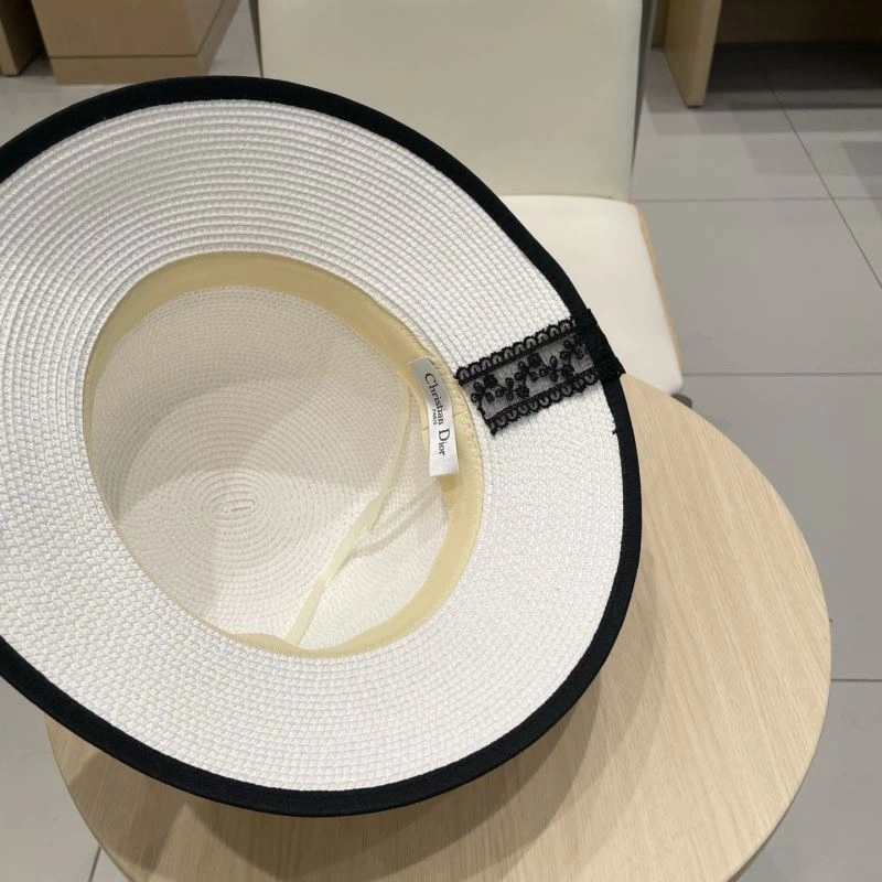 Flexible Christian Dior Caps 262126