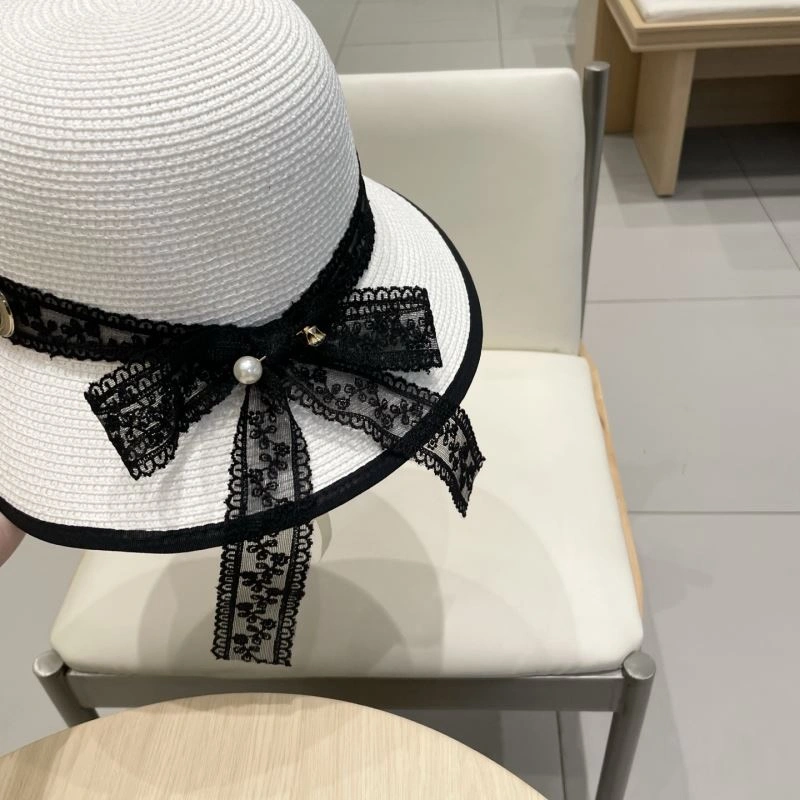 Flexible Christian Dior Caps 262126