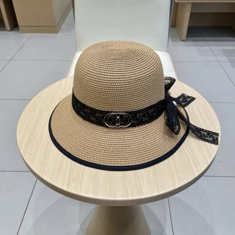 Christian Dior Caps Elegant 262143