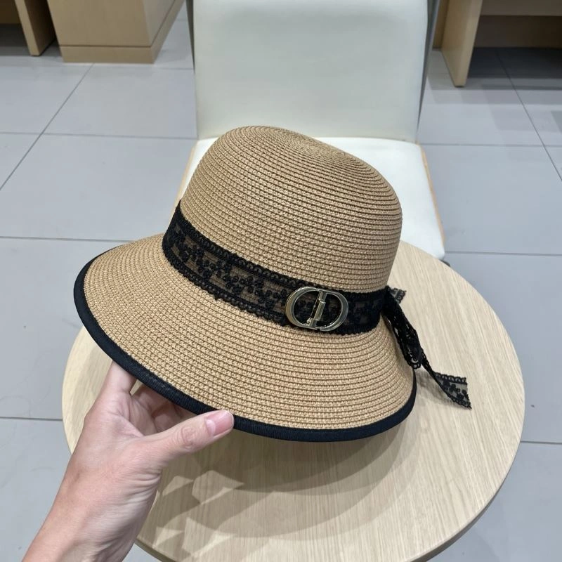 Christian Dior Caps Elegant 262143