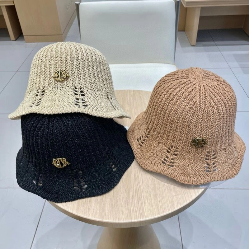 Sleek Christian Dior Caps 262134
