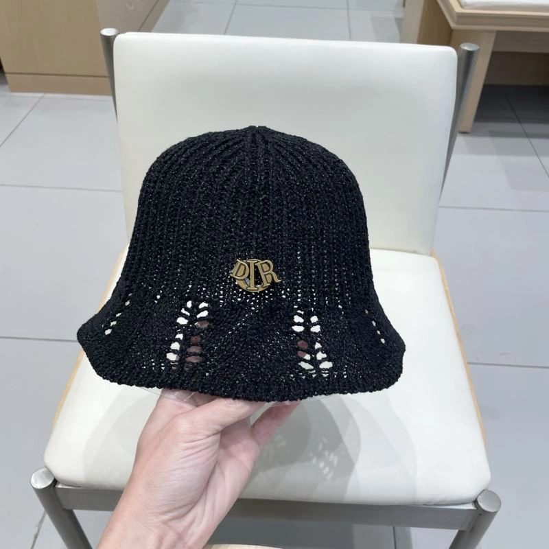 Sleek Christian Dior Caps 262134
