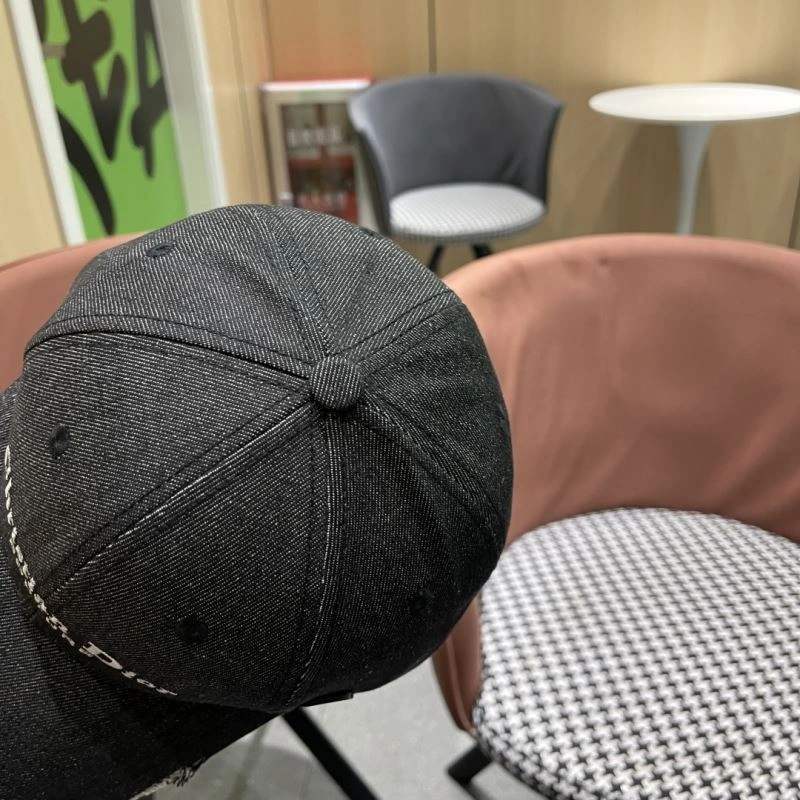 Bright Christian Dior Caps 262144
