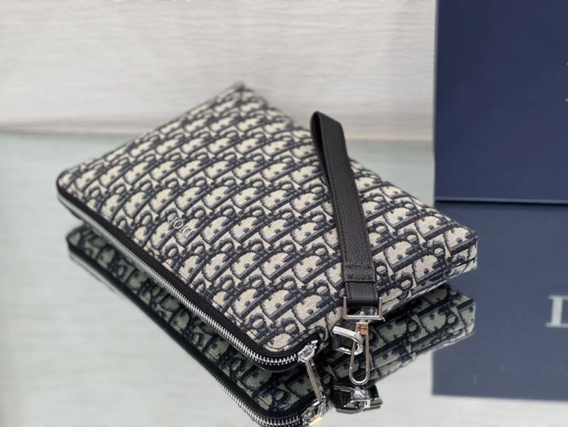Flexible Christian Dior Clutch Bags 76588