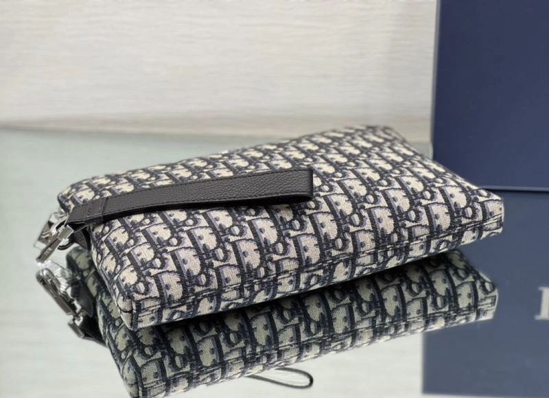 Flexible Christian Dior Clutch Bags 76588
