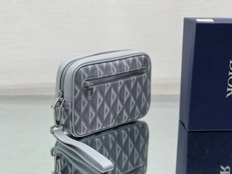 Neat Christian Dior Clutch Bags 76117