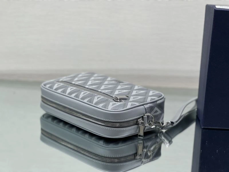 Neat Christian Dior Clutch Bags 76117