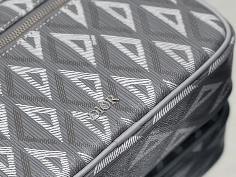 Neat Christian Dior Clutch Bags 76117