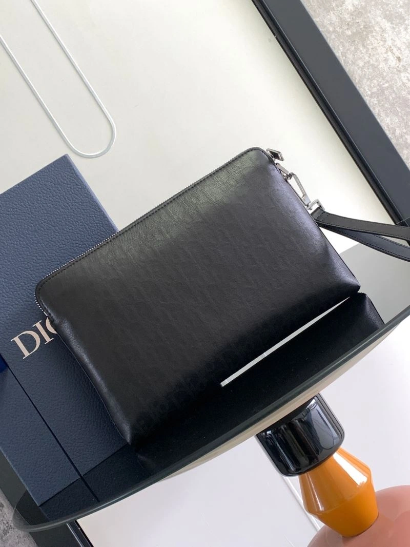 Snug Christian Dior Clutch Bags 76141