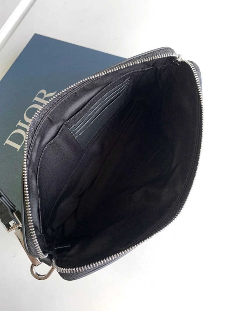 Snug Christian Dior Clutch Bags 76141