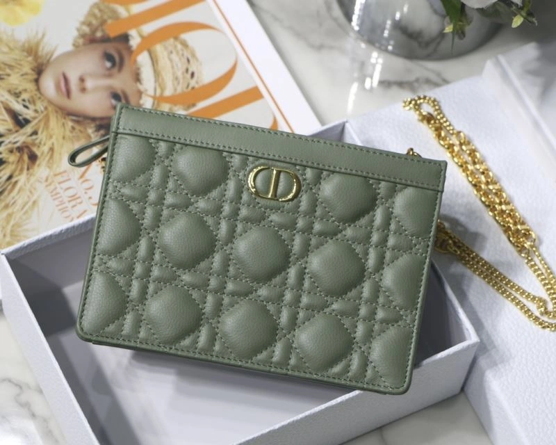 Stylish Christian Dior Clutch Bags 71237