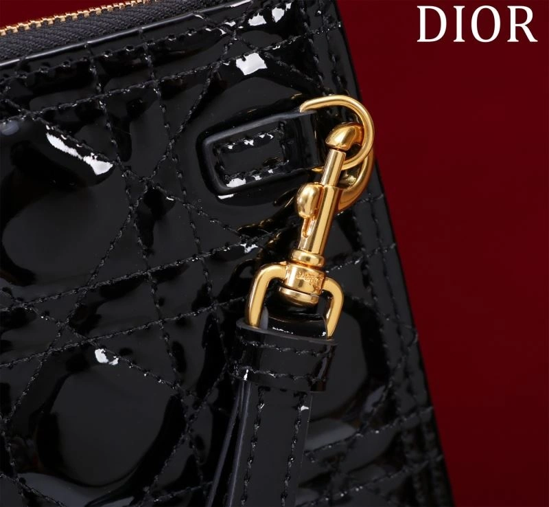 FashionForward Christian Dior Clutch Bags 71224