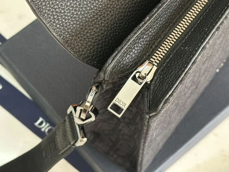 Christian Dior Clutch Bags Seasonal 47676