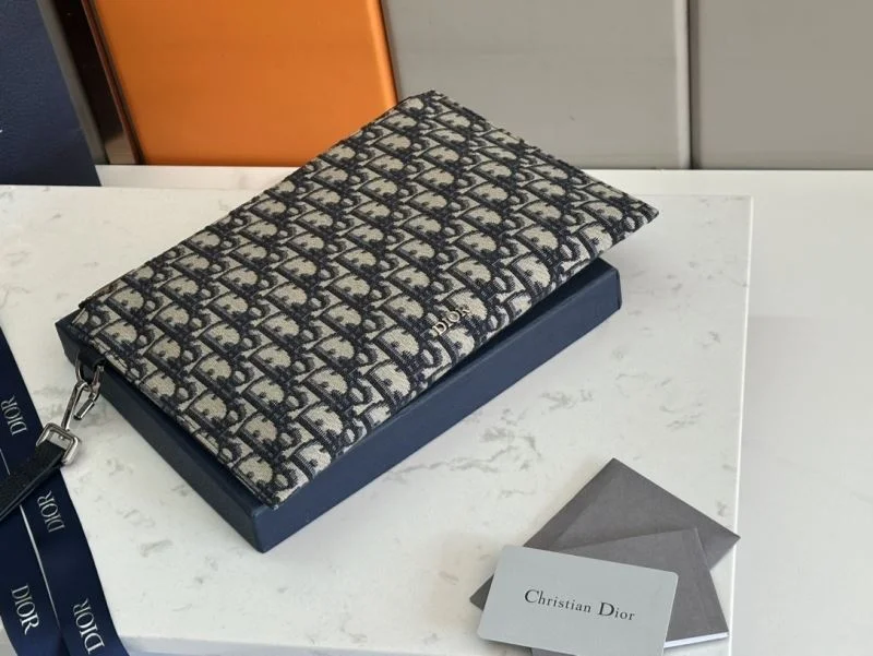 Casual Christian Dior Clutch Bags 47629