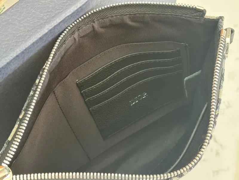 Casual Christian Dior Clutch Bags 47629