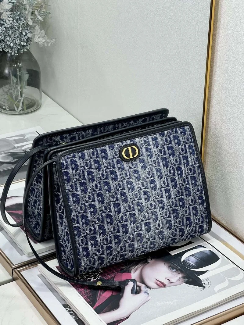 ComfortFit Christian Dior Clutch Bags 47622
