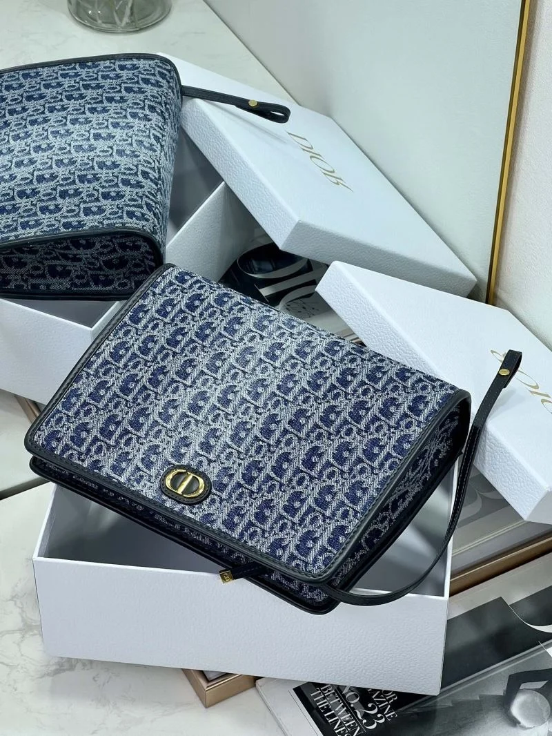 ComfortFit Christian Dior Clutch Bags 47622