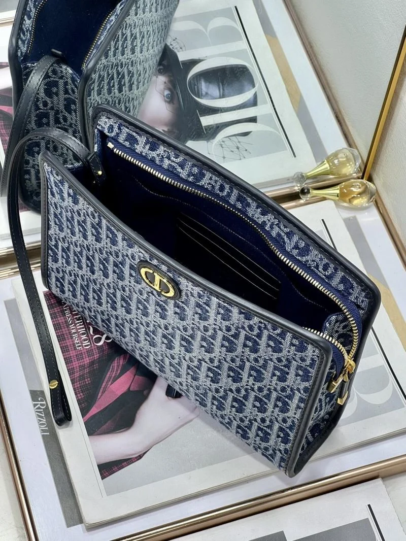 ComfortFit Christian Dior Clutch Bags 47622