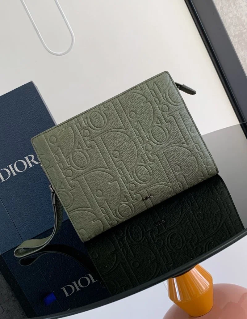 EyeCatching Christian Dior Clutch Bags 47615