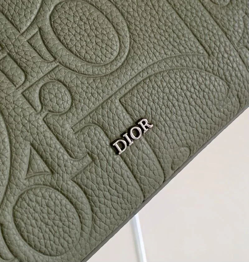 EyeCatching Christian Dior Clutch Bags 47615