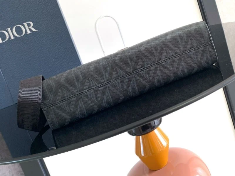 Reliable Christian Dior Clutch Bags 47612
